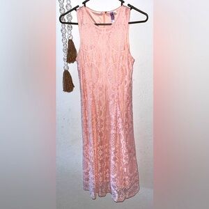 Alya- Elegant Pink Lace Dress